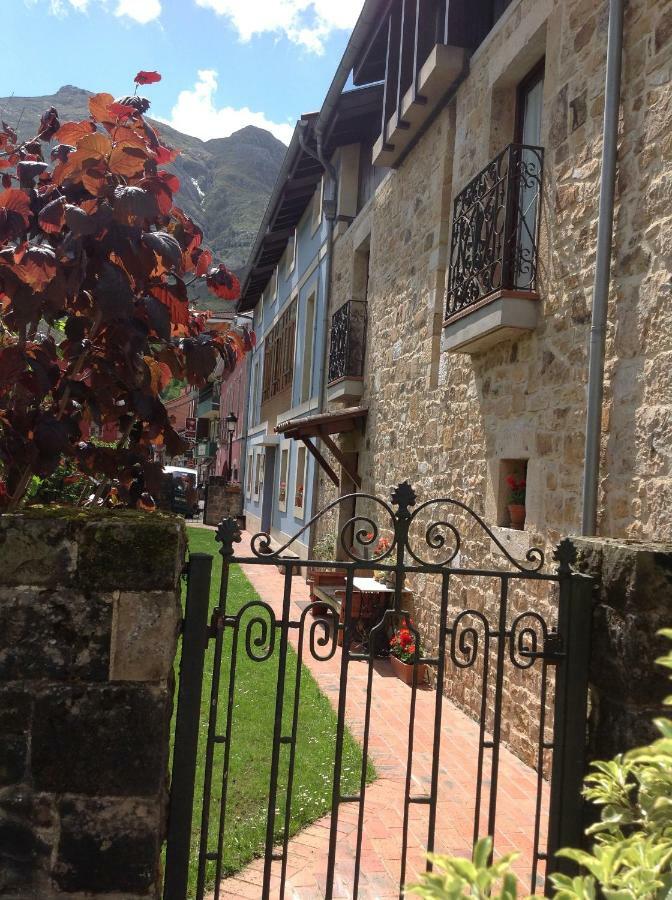 Casa De La Tila Lejlighed Arenas De Cabrales Eksteriør billede
