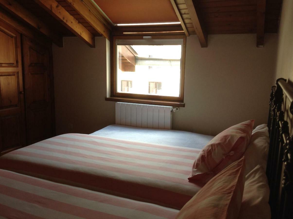 Casa De La Tila Lejlighed Arenas De Cabrales Eksteriør billede